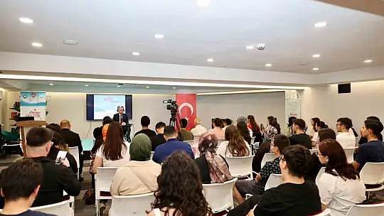 Rektör Prof. Dr. Altun, Marifet Mektebi öğrencileri ile bir araya geldi