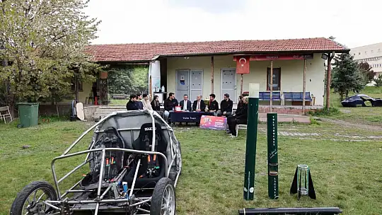 Rektör Prof. Dr. Altun öğrenci ziyaretlerini sürdürüyor
