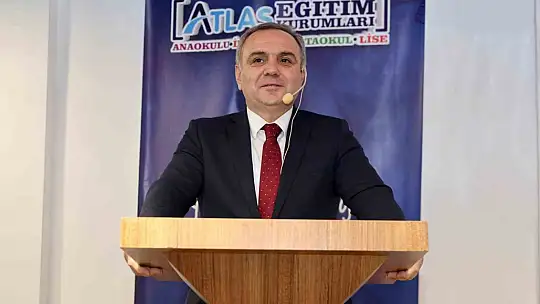 Rektör Prof. Dr. Altun, öğrenciler ile bir araya geldi