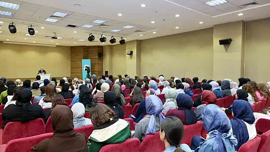 Rektör Prof. Dr. Altun, öğrencilerle bir araya geldi