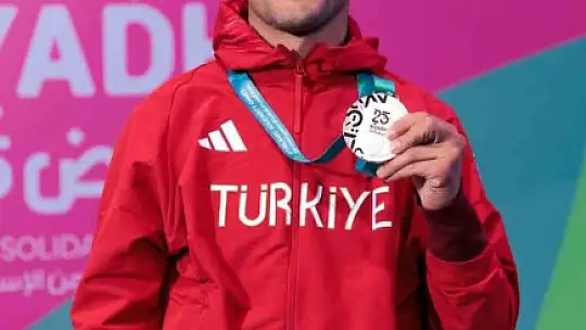 Riyad'dan Kayseri'ye 1 altın, 1 bronz geldi