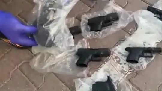 Ruhsatsız silah operasyonu: 2 gözaltı