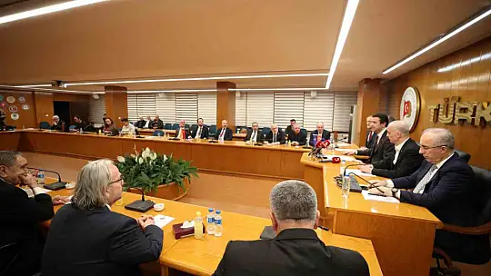 Saadet Partisi Genel Başkanı Arıkan, TÜRK-İŞ Başkanı Atalay'ı ziyaret etti