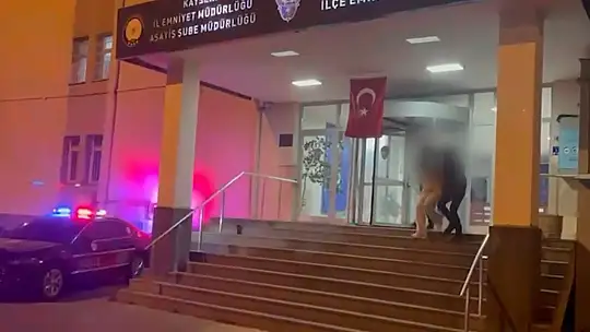 Sahte Dışişleri Bakanlığı ve jandarma personeli yakalandı