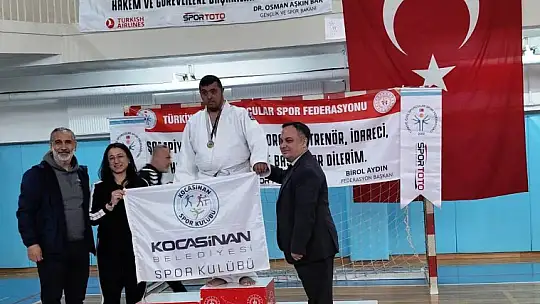 Samet Balcı, yine Türkiye Şampiyonu oldu