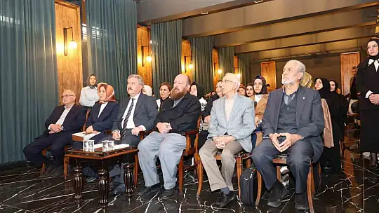 Sanat Melikgazi'de hat sanatının incelikleri konuşuldu