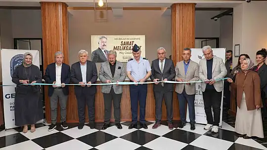 Sanat Merkezi'nde karma resim sergisi açıldı