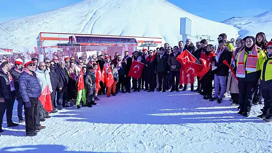 Sarıkamış şehitleri Erciyes'te anıldı
