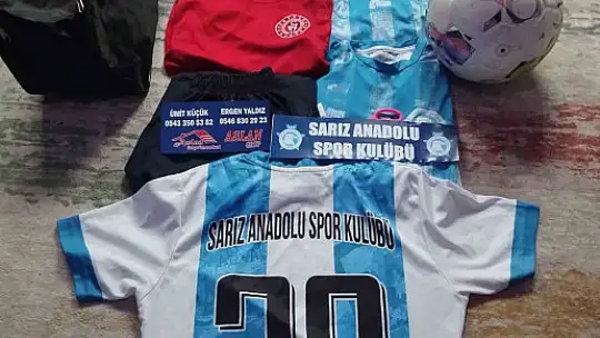 Sarız Anadoluspor'dan Kahramanmaraş'a duygulandıran hediye
