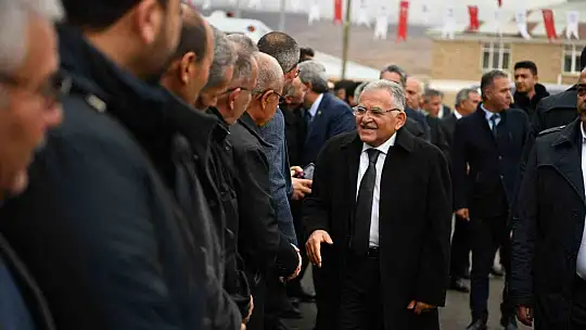 Sarız'da doğal gaz ateşi yandı