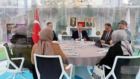 Şeffaf Oda 200. haftasında