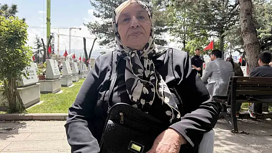 Şehit anneleri, Anneler Günü'nde evlatlarına koştu