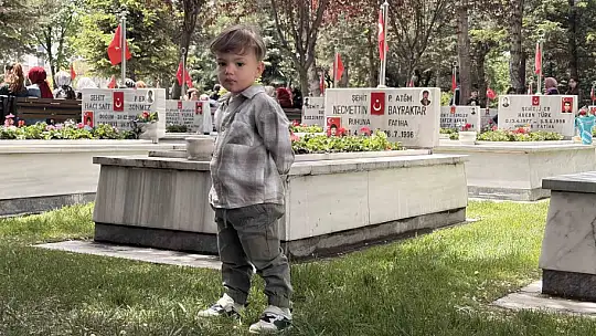 Şehit anneleri, Anneler Günü'nde evlatlarına koştu