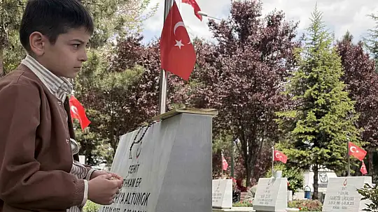Şehit anneleri, Anneler Günü'nde evlatlarına koştu