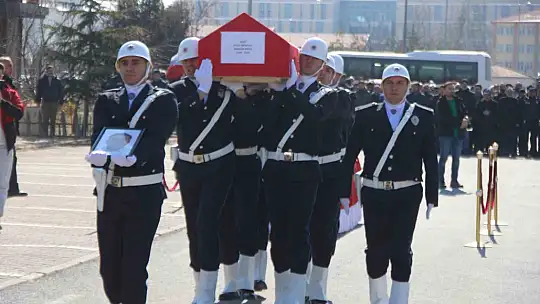 Şehit babaya gözyaşlarıyla veda