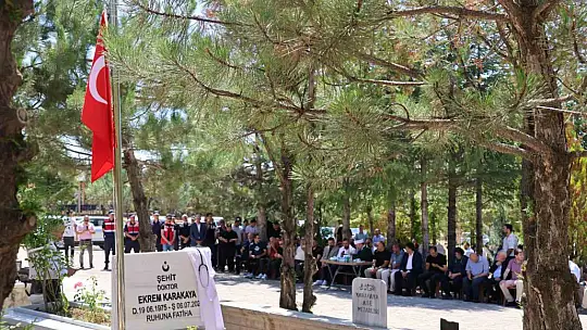 Şehit Dr. Ekrem Karakaya dualarla anıldı