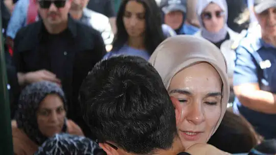 Şehit Üzüm Kayseri'de son yolculuğuna uğurlandı
