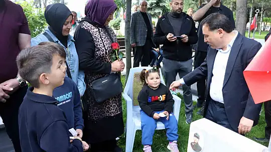 Şehitlikte hüzünlü arife