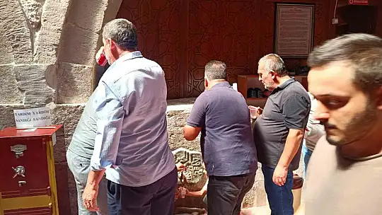 Selçuklu camisinde Osmanlı geleneği yüzyıllardır devam ediyor