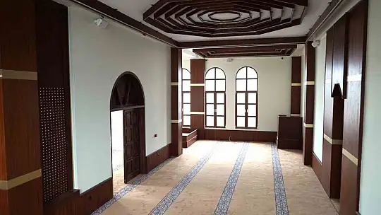 Selçuklu'nun butik camisi Hayrat Cami'nde sona yaklaşıldı