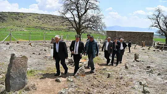 Seyyid Abdul İlyas Hazretleri türbesi restore ediliyor