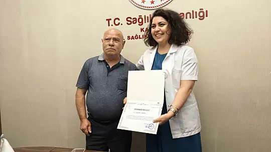 Sigara ile vedalaştılar, teşekkür belgelerini aldılar