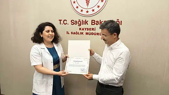 Sigara ile vedalaştılar, teşekkür belgelerini aldılar