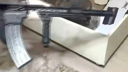 Silah taciri polisten kaçamadı