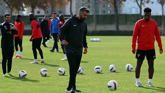 Sinan Kaloğlu: 'Milli takım öncesi oynanan maçlarda özgüvenimiz biraz yükseldi'