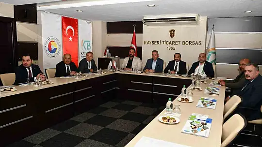Sivas heyeti, Türkiye'nin yeni nesil tarım modelini yerinde inceledi