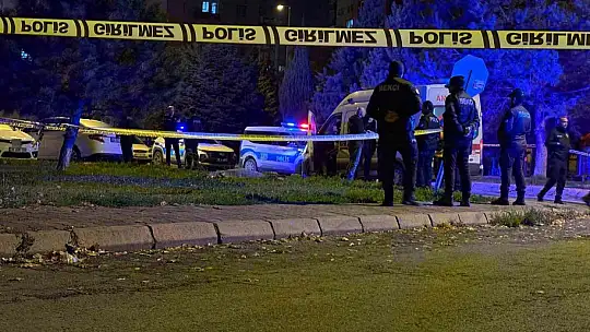 Sokak ortasında eşini öldüren sanık için ağırlaştırılmış müebbet talebi