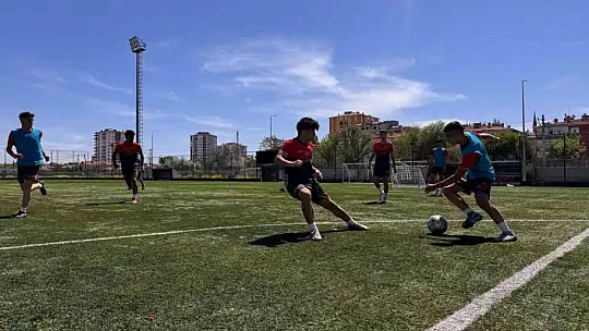 Sokaklar Bizim 5x5 Futbol Turnuvası sonuçlandı