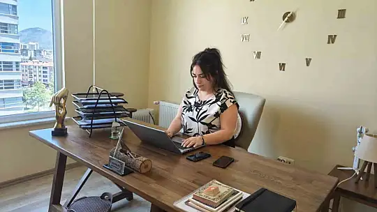 Sosyal medya paylaşımları psikoloji bozuyor