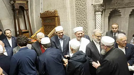 SP Genel Başkanı Mahmut Arıkan, Kayserili vatandaşlarla bayramlaştı