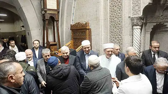 SP Genel Başkanı Mahmut Arıkan, Kayserili vatandaşlarla bayramlaştı