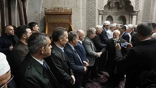 SP Genel Başkanı Mahmut Arıkan, Kayserili vatandaşlarla bayramlaştı