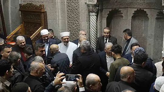 SP Genel Başkanı Mahmut Arıkan, Kayserili vatandaşlarla bayramlaştı