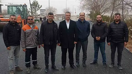 Sultan Sazlığı yoluna sıcak asfalt serimi yapıldı