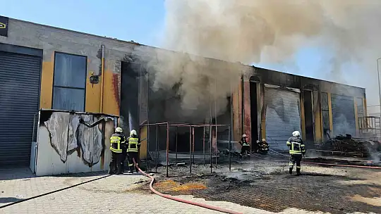 Sünger atölyesi alevlere teslim oldu