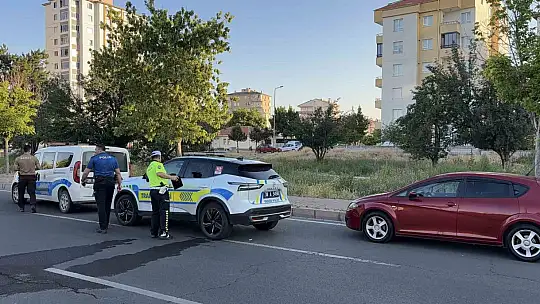 Şüphe üzerine durdurulan sürücü 1.06 promil alkollü çıktı