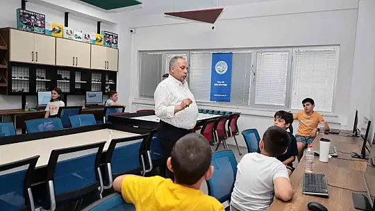 Talas Belediyesi'nden geleceğin kaşiflerine yaz kampı