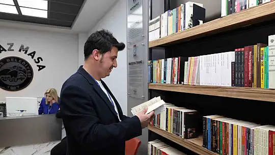 Talas Belediyesi'nden personele 'İyileştiren Kütüphane' hediyesi