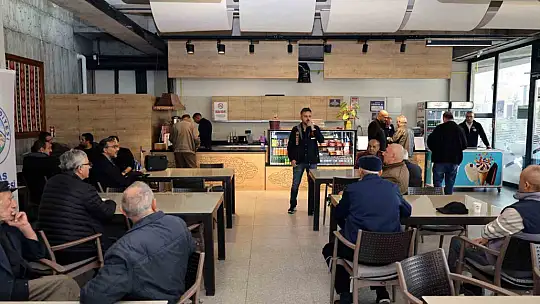 Talas Belediyesinden Selçuklu Evi'nde güvenli telefon kullanımı eğitimi