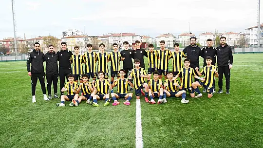 Talas Belediyespor U15 takımında yüzler gülüyor