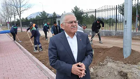 Talas Bulvarı 5 şeritli yeni haliyle hizmete açıldı