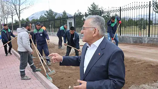Talas Bulvarı 5 şeritli yeni haliyle hizmete açıldı