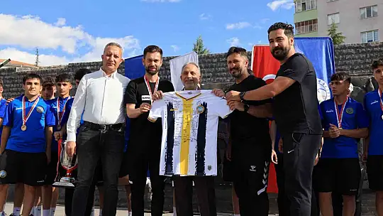 Talas'ın altın çocukları yine tarih yazdı