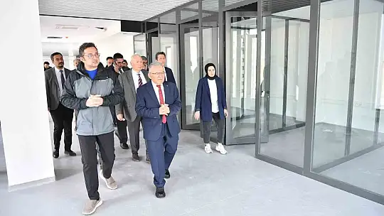 Talas'ın gözdesi olacak Mevlana Sosyal Merkezi'nde inceleme