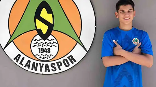 Talas'ın Sporcu Fabrikası'ndan profesyonel liglere 13 futbolcu