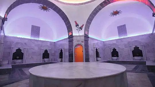 Talas'ın tarihi hamamına ilgi büyük